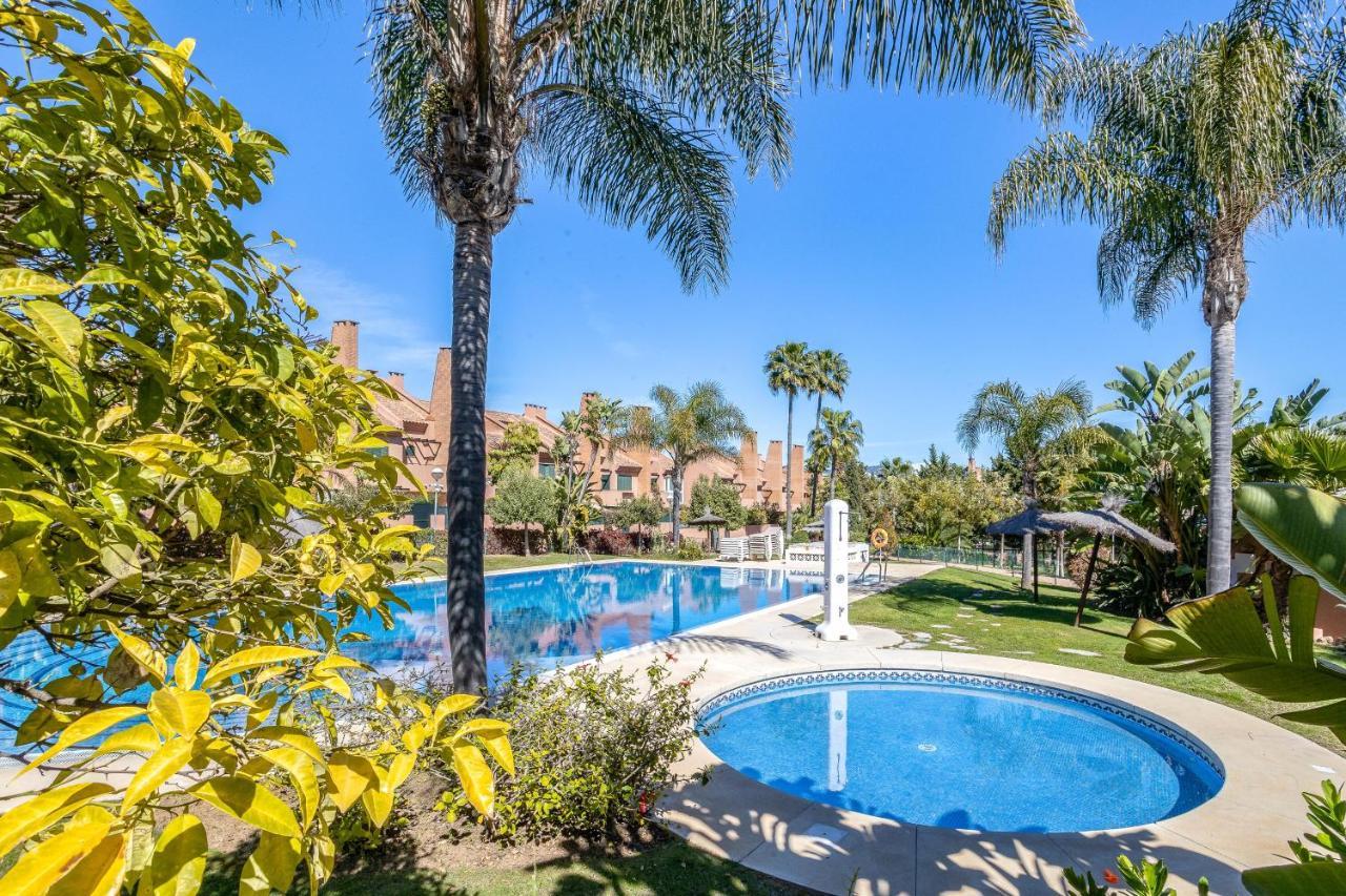 Oleholidays Adosado Mediterraneo Los Monteros 100 M Playa Μαρμπέλλα Εξωτερικό φωτογραφία