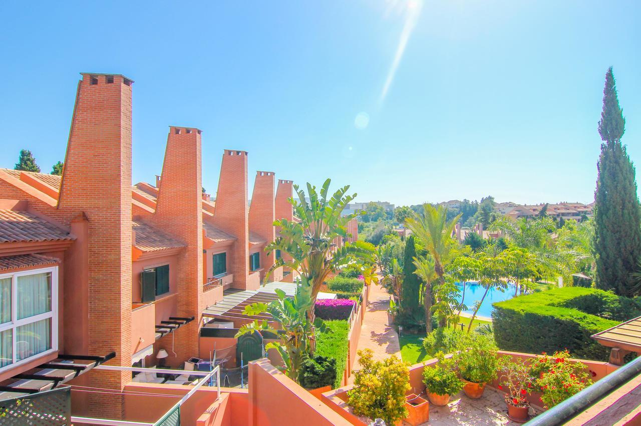 Oleholidays Adosado Mediterraneo Los Monteros 100 M Playa Μαρμπέλλα Εξωτερικό φωτογραφία